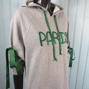 Vintage oversized grey hoodie.  vintage hoodie\sweatshirt\large sweatshirt\grey sweatshrt\grey hoodie\sweatshirt dress