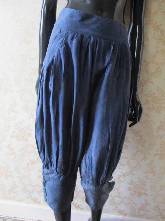 Vintage harem pants in a very soft blue\grey colo… - image 3