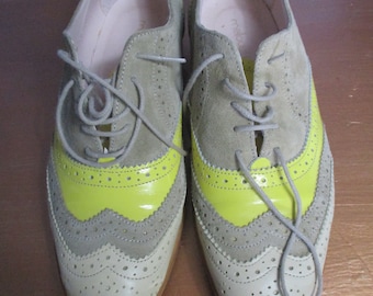 Vintage leather brogues size  4 uk.  vintage shoes\vintage brogues\leather shoes\yellow shoes\lace up shoes\smart shoes