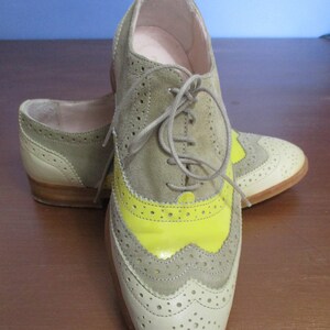 Vintage leather brogues size  4 uk.  vintage shoes\vintage brogues\leather shoes\yellow shoes\lace up shoes\smart shoes