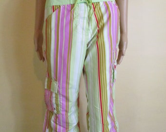 Gold Coast candy striped capri pants.  Gold Coast\sportswear\capri pants\cargo pants\trousers\womens trousers