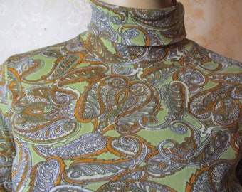 Vintage paisley roll neck sweater in green and orange.   vintage jumper\paisley  sweater\60's jumper\retro sweater