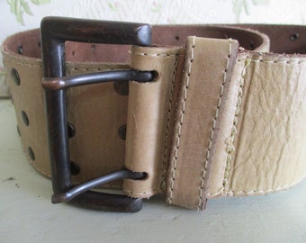 Vintage  leather belt size M.  leather belt\tan belt\vintage belt\leather accessories\vintage accessories\