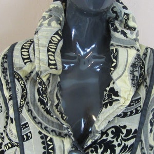 Vintage reversable tapestry jacket .  vintage jacket\reversable jacket\tapestry jacket\boho jacket\vintage coats
