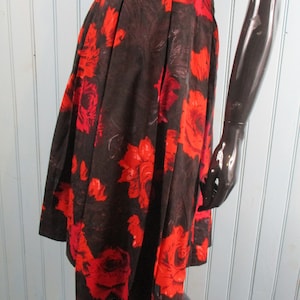 Fabulous fifties inspired circle skirt .   vintage skirt\50&#39;s skirt\circle skirt\floral skirt\retro skirt\summer skirt