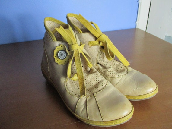 Yellow ankle deals boots uk