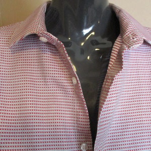Herren Vintage Hemd von Brice. Kleines rotes Karomuster, Groesse 42 cm