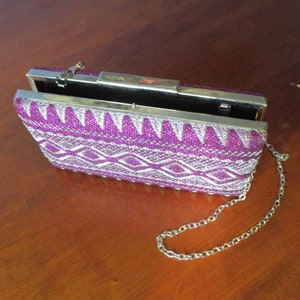 pochette scintillante vintage\ sac à bandoulière. sac vintage\sac à bandoulière\sac à bandoulière\sac d’embrayage\sac de soirée\sac scintillant\sac violet