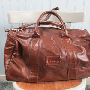 Large faux leather holdall, brown.  vintage bag\holdall\brown holdall\vintage luggage\shoulder bags\retro luggage\holiday