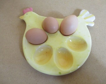 Yellow chicken egg holder.  vintage\egg plate\egg holder\chicken plate\tableware\kitchen ware\ceramic chicken