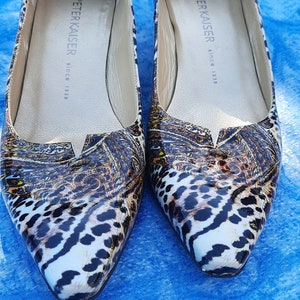 Vintage Peter Kaiser shoes size 5 UK.  vintage shoes\court shoes\peter kaiser shoes\animal print shoes\leather shoes\heeled shoes