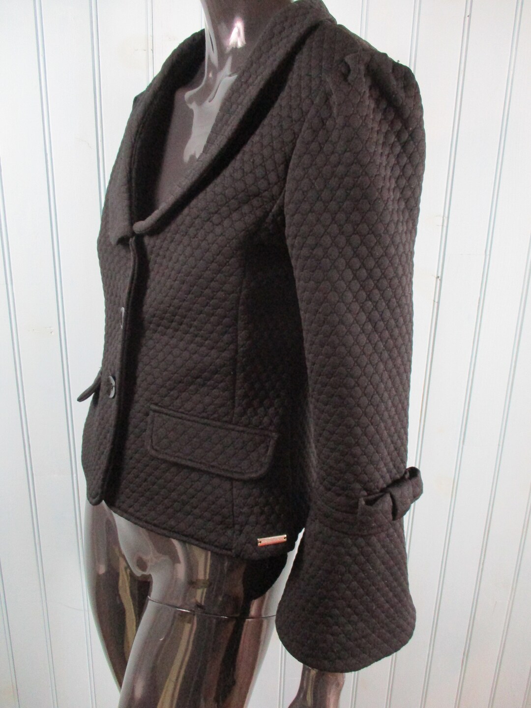 Elegant and Comfortable Black Micro-Quilt Jacket main image 0