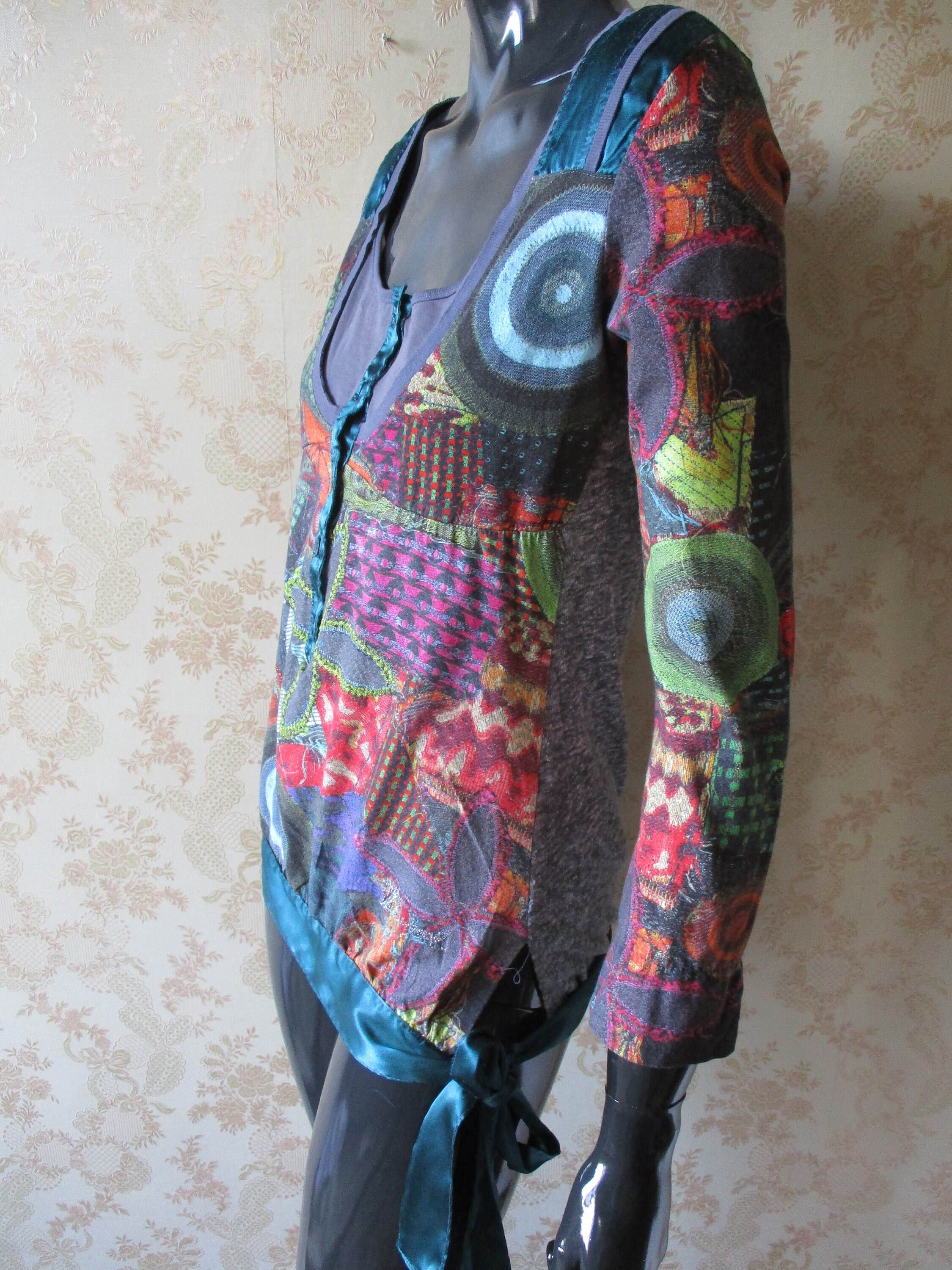 Desigual　　　デシグアル　　ネイビー　　　刺しゅう入りモッズコー 刺繍ミドルショルダーバッグ | Desigual (Women)/デシグアル
