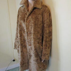 Tan 3\4 faux fur jacket.  vintage\fur jacket\fur coat\boho jacket\retro coat\faux fur\winter jacket\winter coat