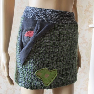 Vintage tweed mini skirt in green and grey,  . vintage\tweed\skirt\miniskirt\boho\retro skirt\wrap skirt\
