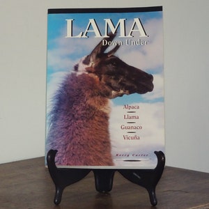 Lama Down Under - Berry Carter - Alpaca - Guanaco - Vicuna - Softcover Book Agmedia 1996