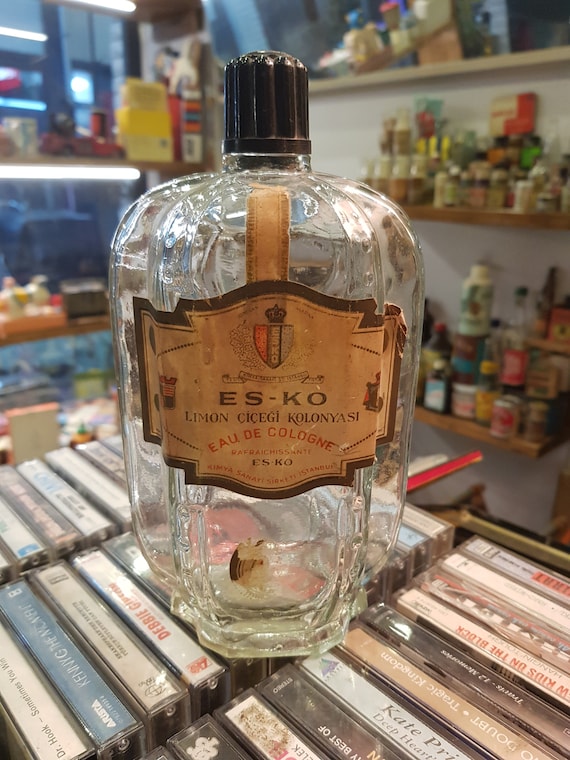 Perfume Best Old School Cologne The 2024 Esquire Cologne Awards