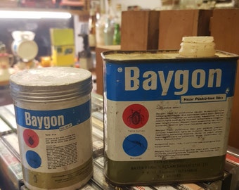 Boîte métallique vintage insecticide Baygon