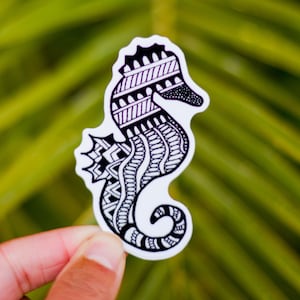 Seahorse Sticker - Vinyl Decal, Vinyl Sticker - Car Decal, Laptop Decal, Window or Bumper Sticker, Water Bottle