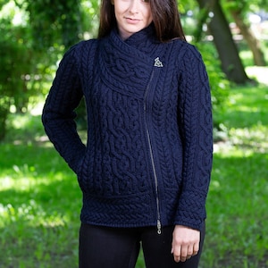 Aran Fisherman Zip Cardigan 100% Merino Wool Jacket Soft & Warm Open Sweater Aran Knitting, Trinity Knot Side Zipper, Side Pockets Navy