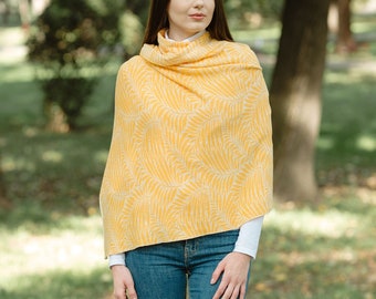 Saol Newgrange Fern Wrap, Egyptian Cotton Shawl for Ladies, Multifunctional Shawl Wrap for Women with Irish Newgrange Fern Symbolism