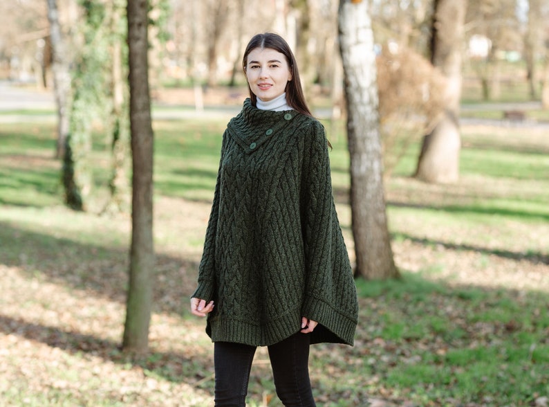 SAOL Aran Irish Cowl Neck Button Poncho Pull, Fisherman Three Buttoned Cowl Neck Poncho Ruana, 100% Merino Wool Cable Knit Poncho Army Green