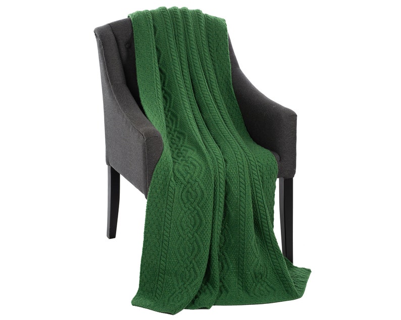 Fisherman Aran Merino Wool Throw Blanket: 100% Merino Wool Heavyweight Throw Super Soft & Warm Couch Cuddle Celtic Dara Knot Green