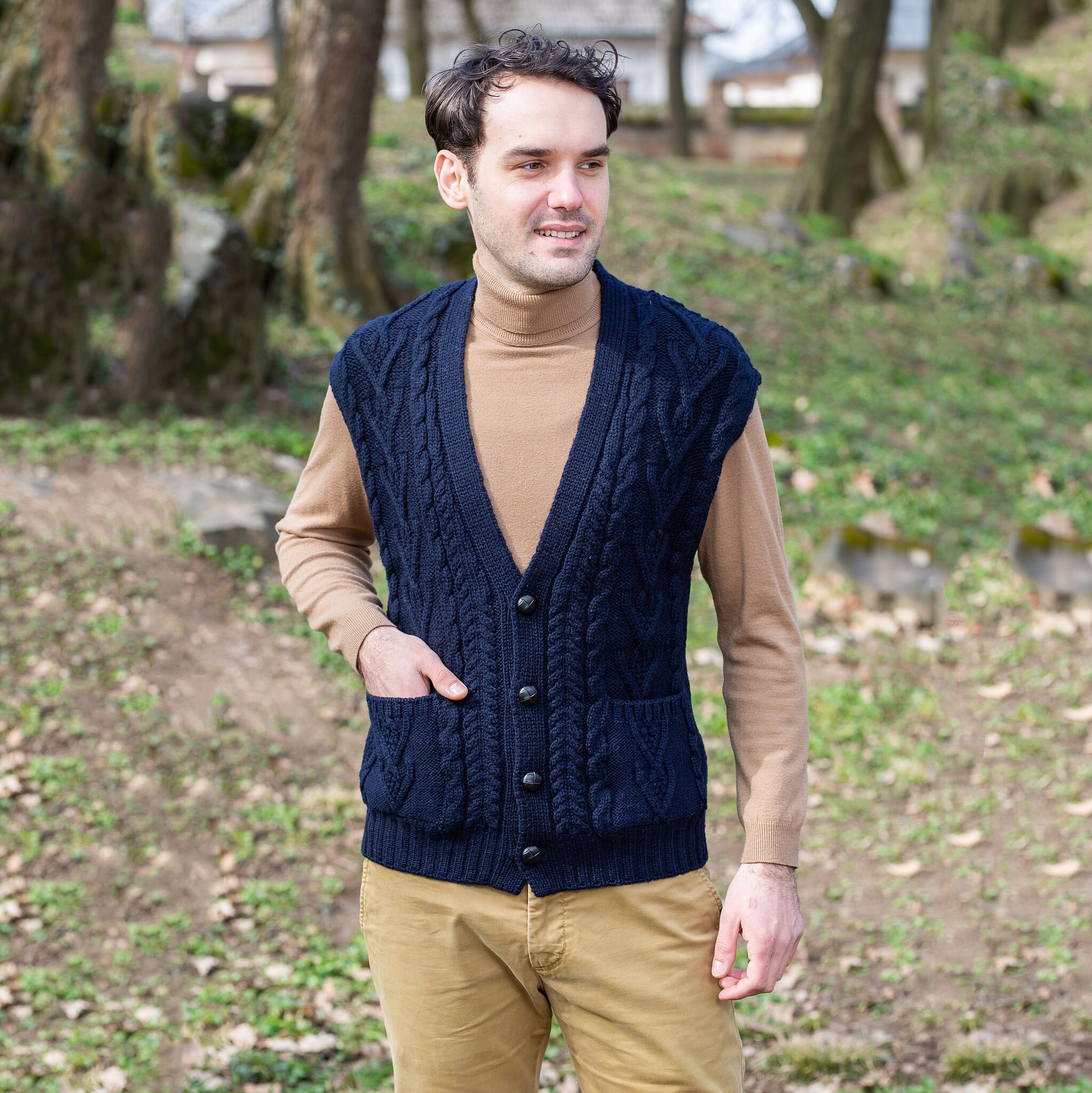  Suéter de lana Aran tradicional irlandés para hombre, Azul  (Denim) : Ropa, Zapatos y Joyería