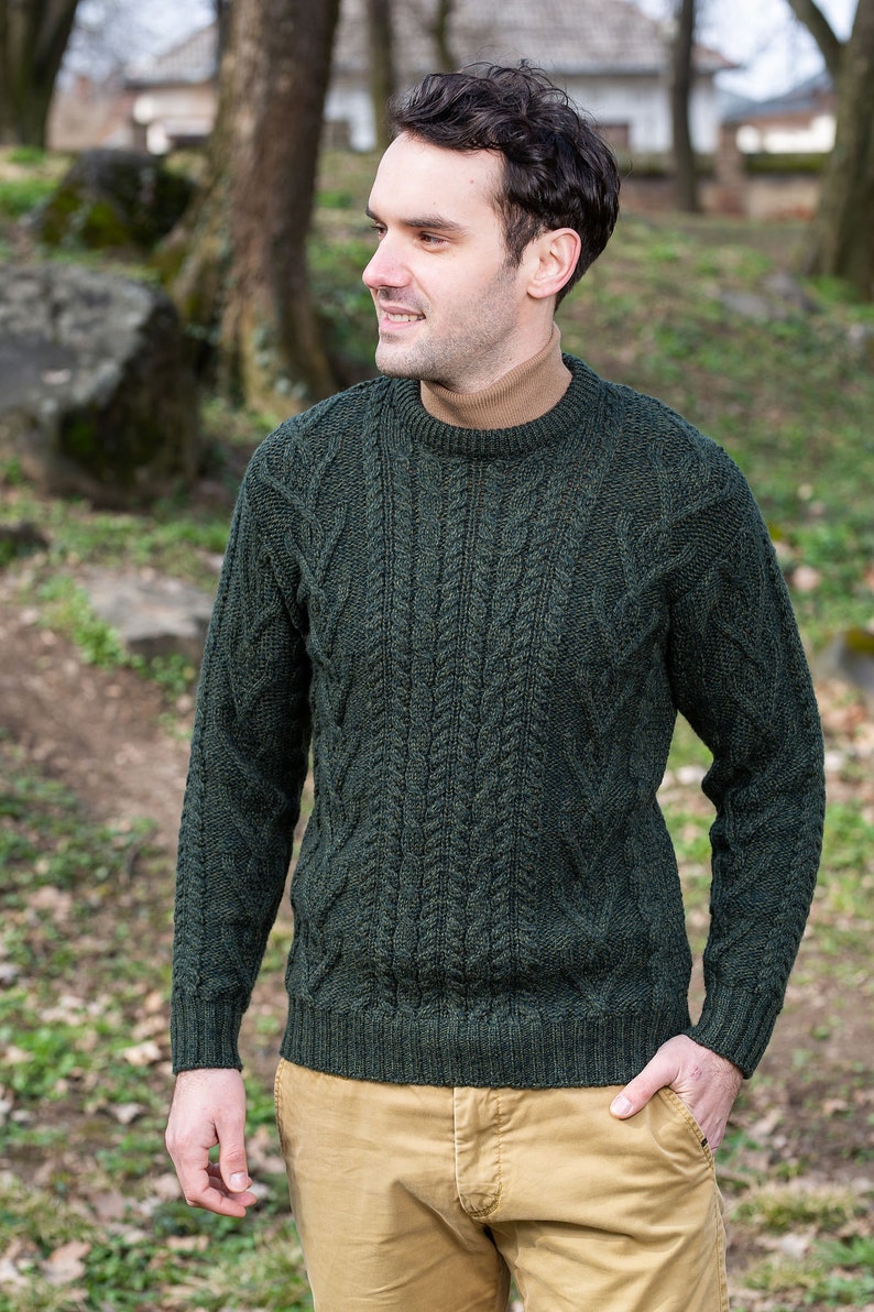 Saol Irish Aran Sweater for Men, 100% Merino Wool Fisherman Sweater, Crew Neck Cable Knit Sweater, Ireland Knitted Jumper, Made in Ireland image 4