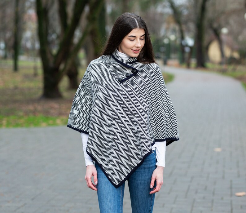 Traditional Irish Aran Wool Poncho for Women, Herringbone Poncho Shawl , Merino Wool Blend Cape, Knitted Poncho with Button Closure image 9