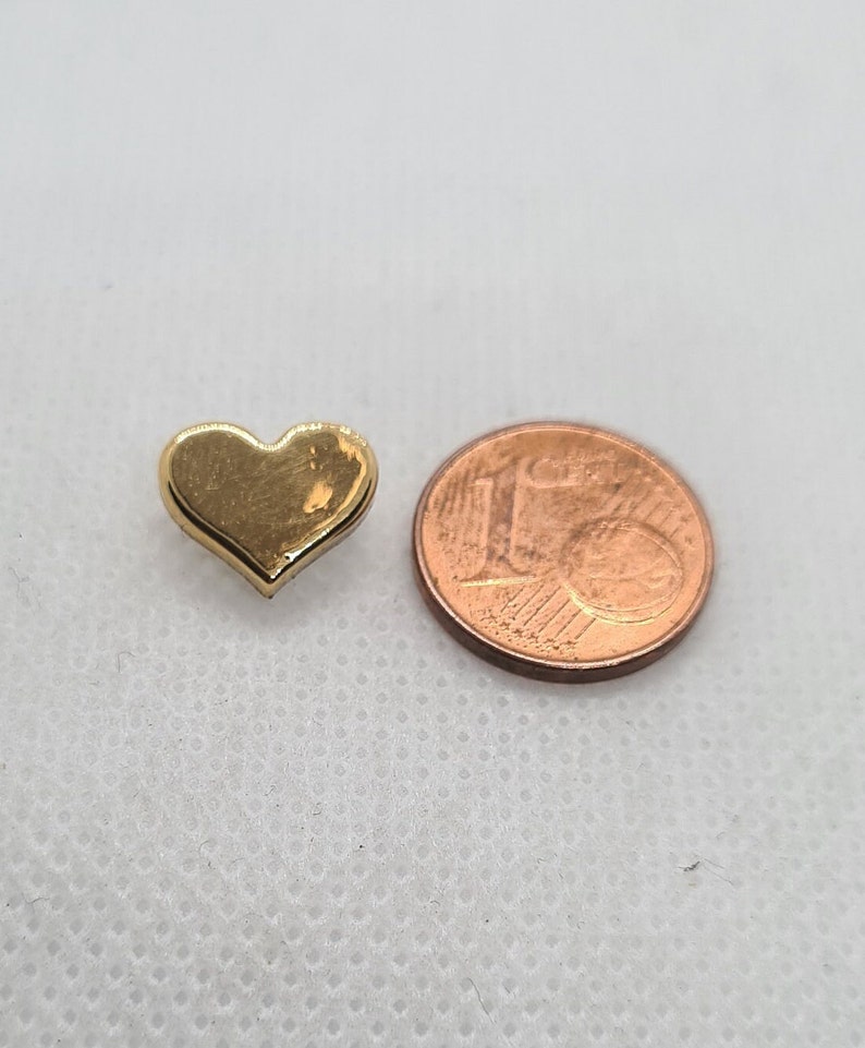 Kleines niedliches Herzchen Anstecknadel mit Schmetterlingsverschluss, ein tolles Geschenk, um Ihre Liebe zu zeigen... Bild 1