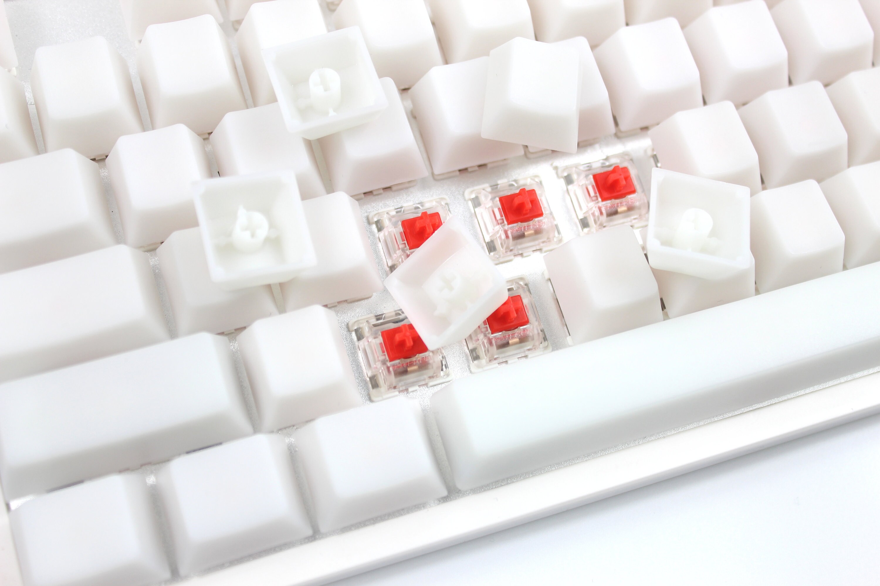 【新品】POMキーキャップ108個セット 自作キーボード用 軽量 パステルカラー 新品】POMキーキャップ108個セット 自作キーボード用 軽量