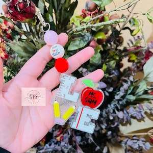 Teacher Keychain Personalized, Love Apple Keychain, Personalized Teacher Gift, Beaded Keychain, Teacher Appreciation Week Gift, Teacher Tag