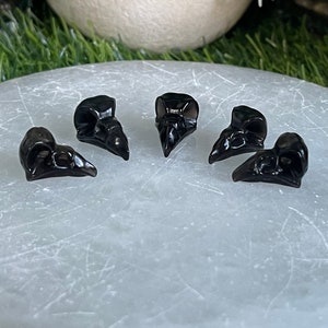 Mini Obsidian Raven Skull