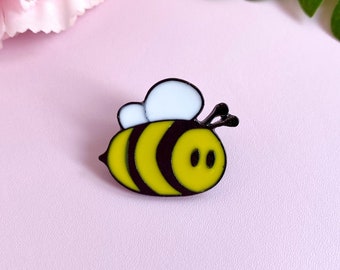 Bee enamelled pin