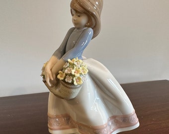 Lladro "May Flowers" Porcelain Figurine: Handmade Spanish Decor