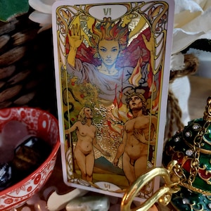 Lettura dei Tarocchi dell'Amore di Psychic Alice: Previsioni sulle relazioni e sull'anima gemella