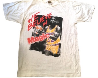 90sレイカーズMAGIC JOHNSON Tシャツ ビンテージ　NBA s-l1200.jpg