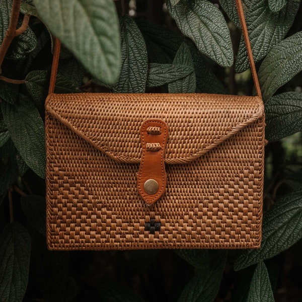 Rattan Bag, Straw Messenger Handbag, Rattan Purse, Wicker Basket Bag, Basket Purse, Straw Crossbody Bag, Woven Bag, Christmas Gift for Her