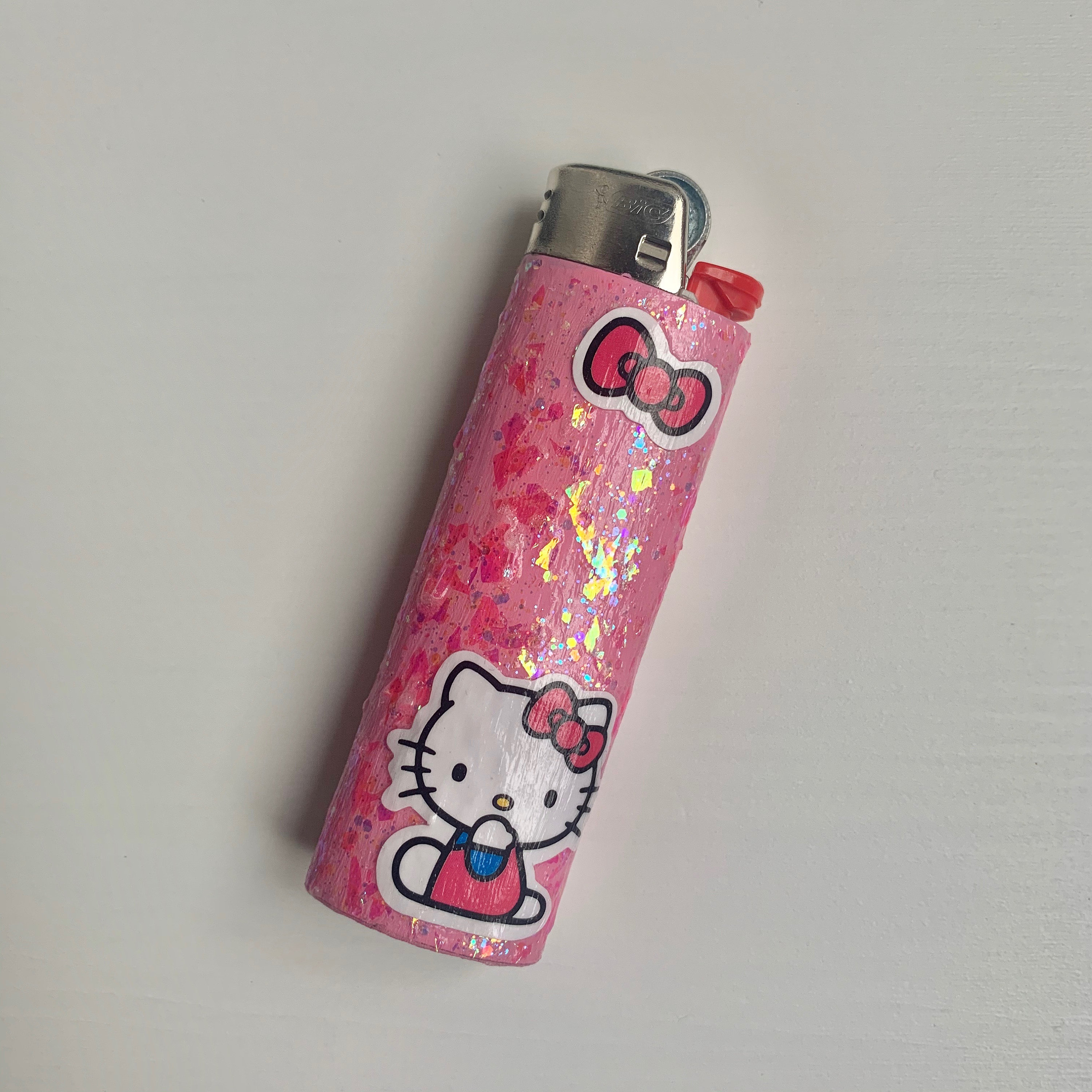 Hello kitty pink glitter bic lighter cute custom lighter -  France