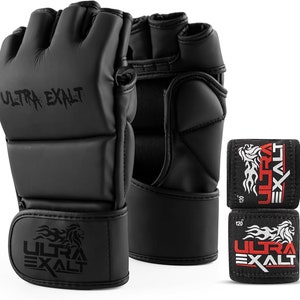 Puede incluir: Guantes de entrenamiento negros con acolchado y correa de mu&ntilde;eca. Los guantes tienen el texto "Ultra Exalt". La imagen tambi&eacute;n muestra vendas de mu&ntilde;eca negras con el mismo logotipo.