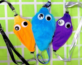 Marsupio/borsa a tracolla personalizzata in peluche con verme su un filo