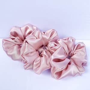 Satin hair scrunchies (3pack)