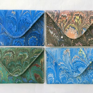 Cartera para tarjetas de presentación de papel de algodón jaspeado a mano, tarjetero delgado / Billetera liviana / Funda para tarjetas / Tarjetero, Regalo para ella y él