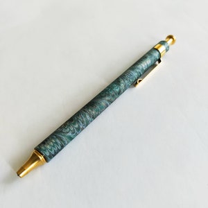 marbled ballpoint pen refillable green/red