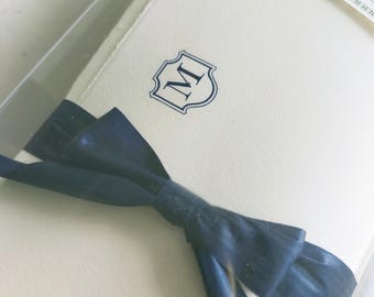 Luxury Blue Monogrammed Personalized Stationery. Letter writing paper and envelopes. Vintage Style Notepaper and Envelopes.
