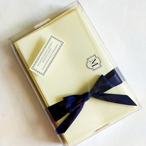 Ensemble fixe personnalisé de cartes pour notes monogrammes | Papeterie de mariage à monogramme | Cartes de correspondance personnalisées de remerciements | POLICE TRADITIONNELLE
