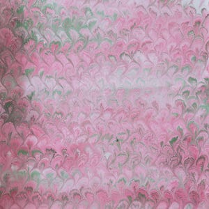 Handmarmorierter Bogen Papier – rosa Pfau Design