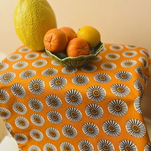 Neu! Bedrucktes Geschirrtuch aus 100% Halbpanama-Baumwolle. Vila Nova Druck in Orange