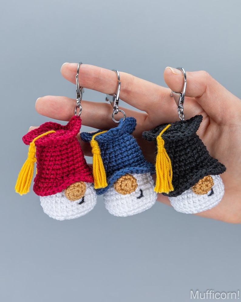 Crochet patterns Mini Graduation gnome keychains, Crochet keychain pattern, Graduation gifts crochet gnome keychain pattern, Crochet gift image 3